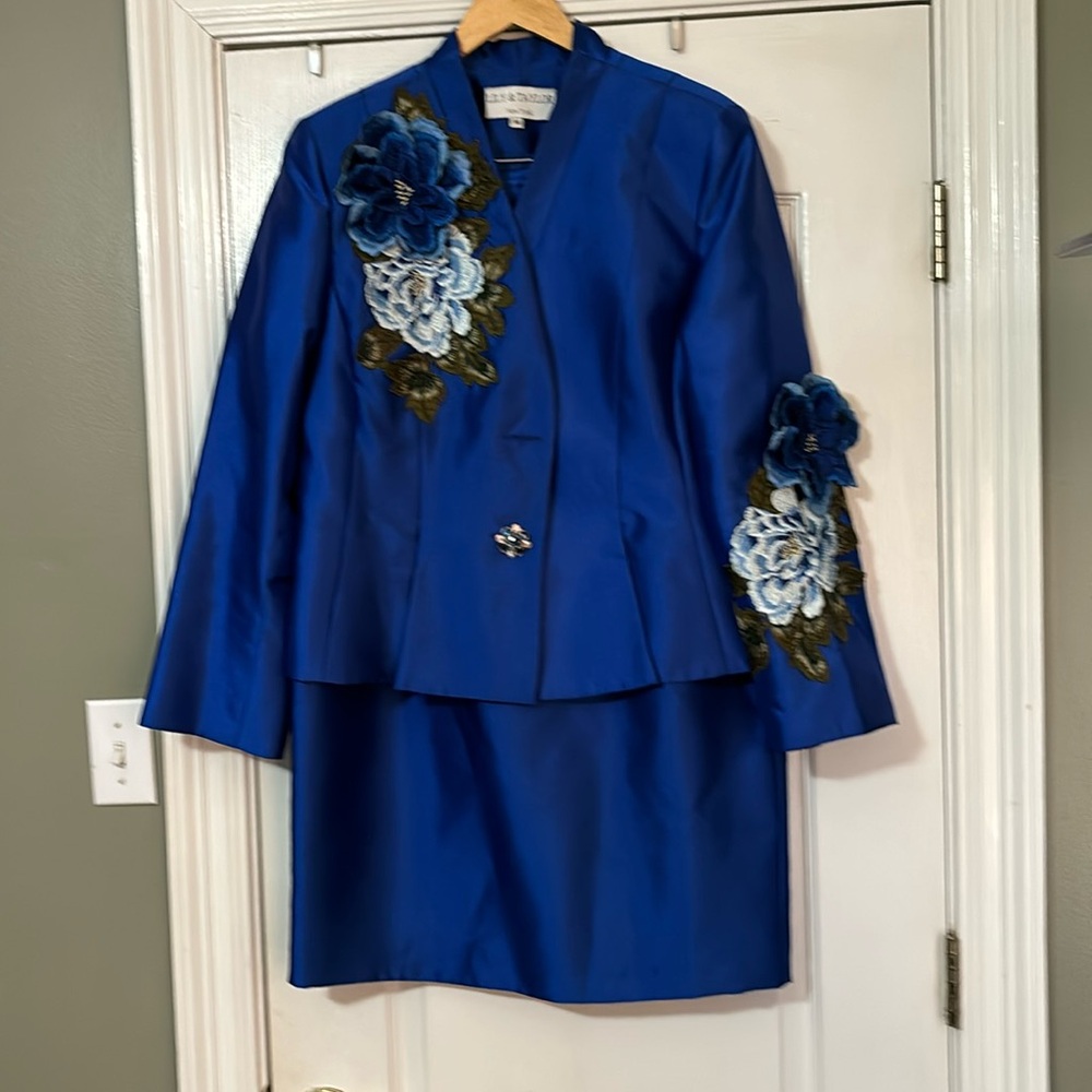 Beautiful, Beautiful Royal Blue Suit - Picture 1 of 6